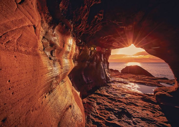 Queenscliff Tunnel also known as The Wormhole at sunrise, Manly Queenscliff Tunnel also known as The Wormhole at sunrise, Manly